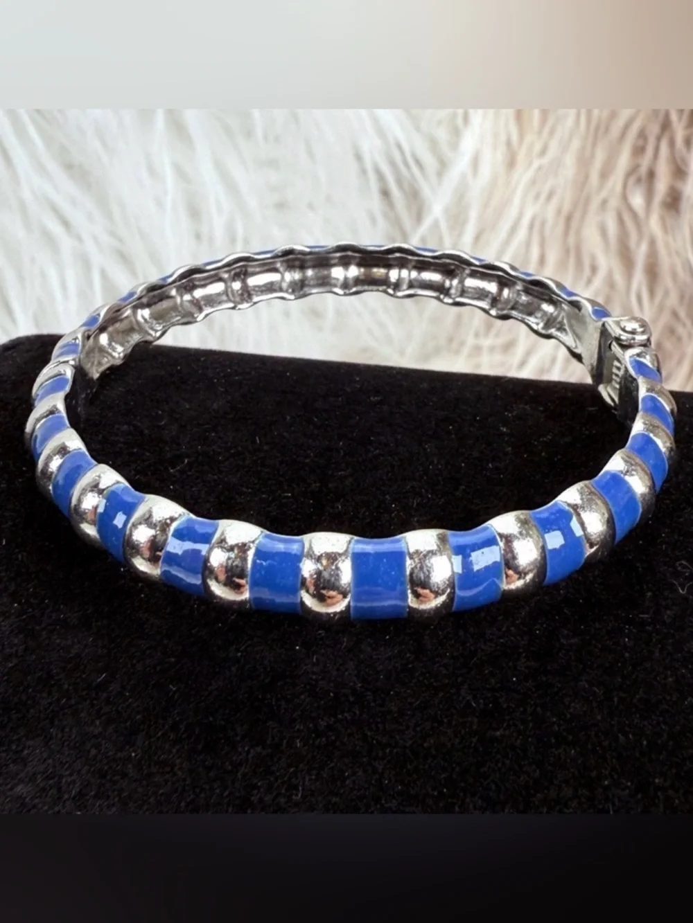 Vintage Silvertone and Blue Bangle Hinged Bracelet